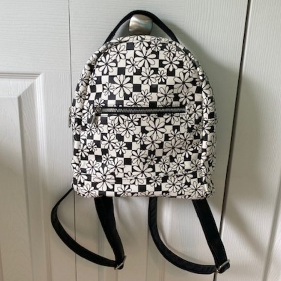 Wild Fable Black & White Floral Mini Backpack - Picture 1 of 2